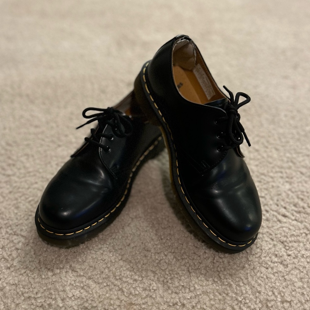 Dr Martens men’s oxfords EUC